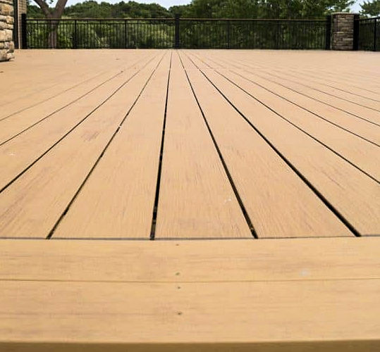 Cedar decks and wood deks Texas